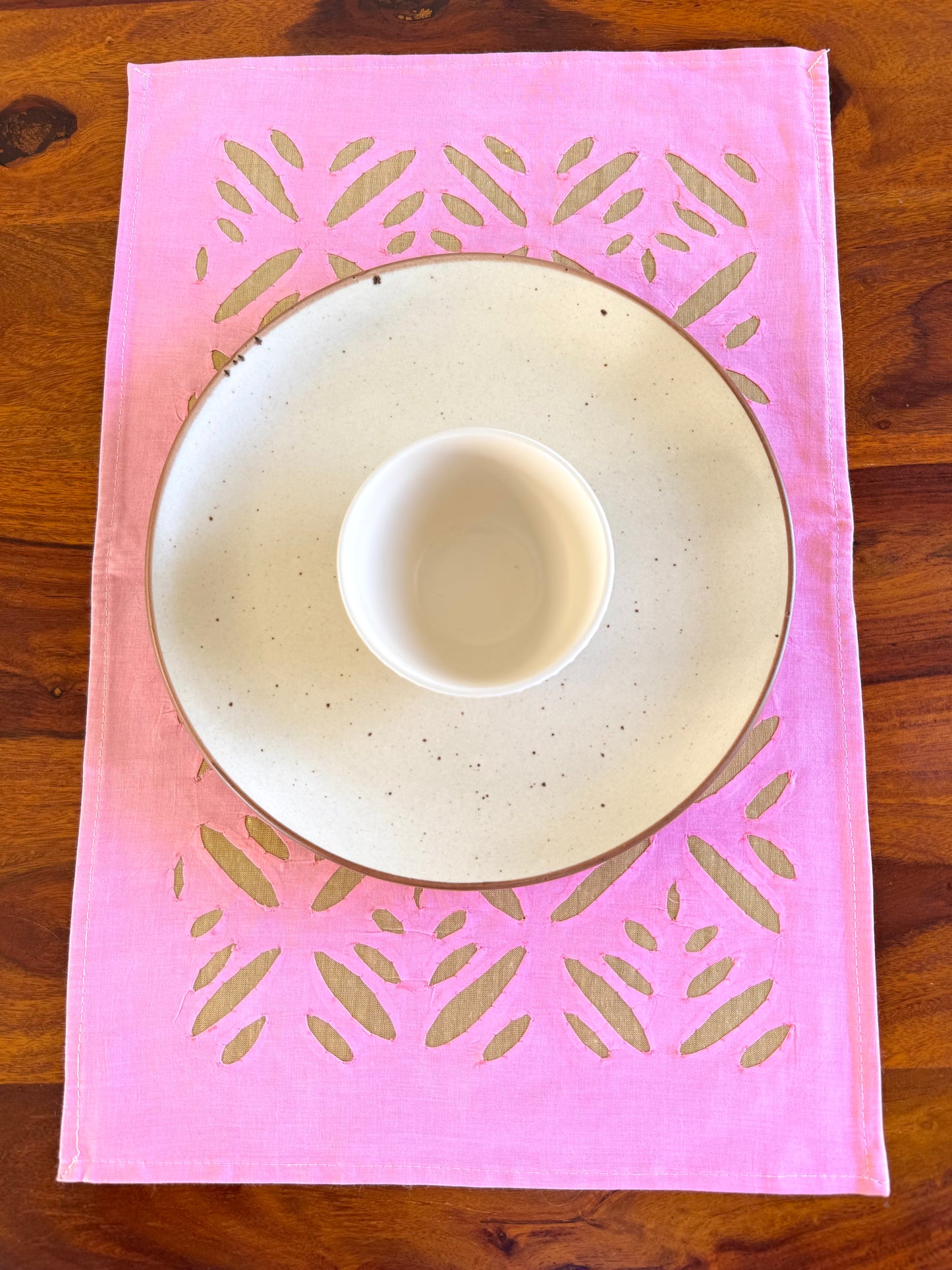 Blush Pink ~ Applique work Table Runner w/ 4 Table Mats
