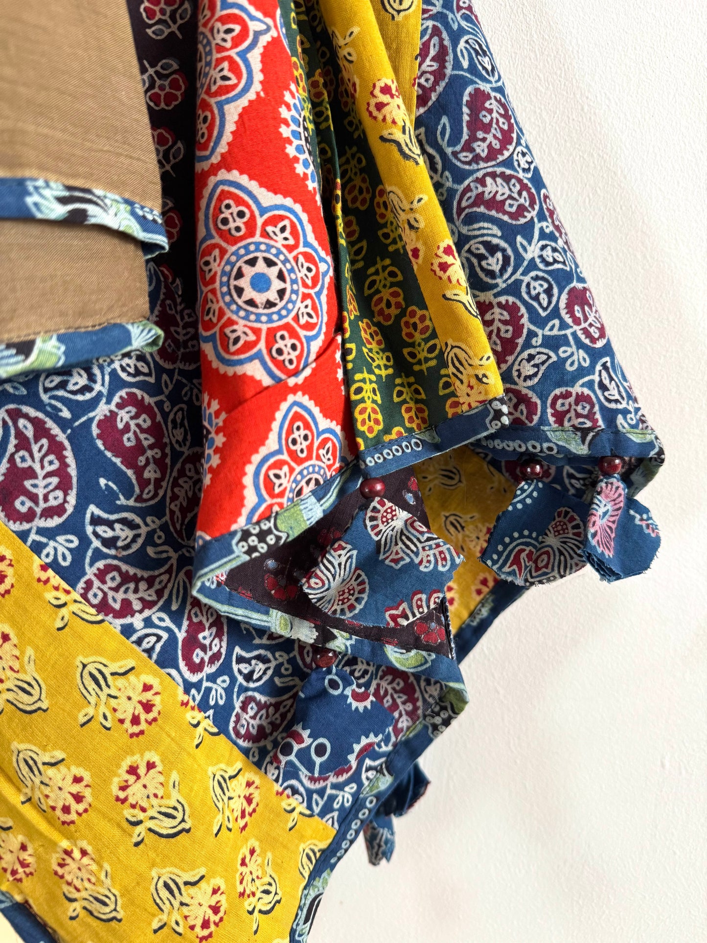 𓂃ོ⋆☀︎𓂃ᨒོ Ajrakh, Applique & Kantha Embroidered Dupatta ~ Coco Brown w/ Blue Flowers 𑁍ࠬ