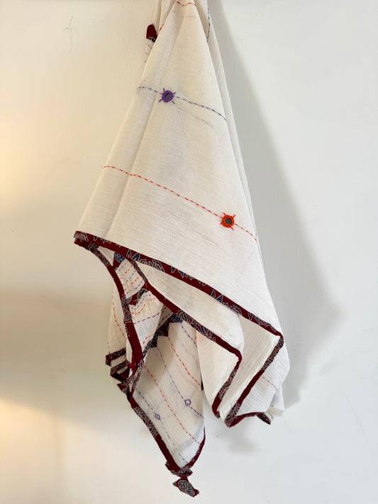 Ajrakh Applique & Kantha Embroidered Dupatta ~ White with Maroon Patchwork