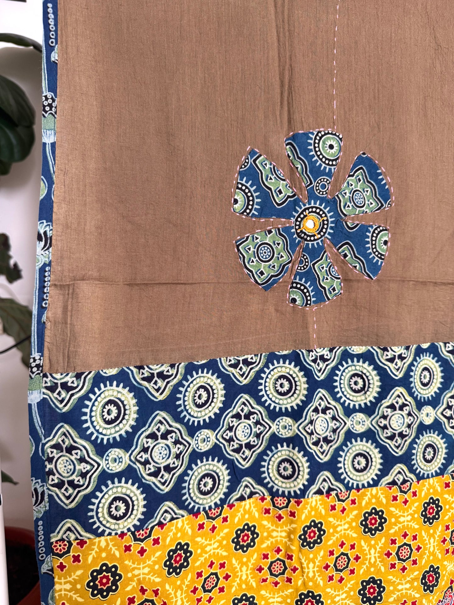 𓂃ོ⋆☀︎𓂃ᨒོ Ajrakh, Applique & Kantha Embroidered Dupatta ~ Coco Brown w/ Blue Flowers 𑁍ࠬ