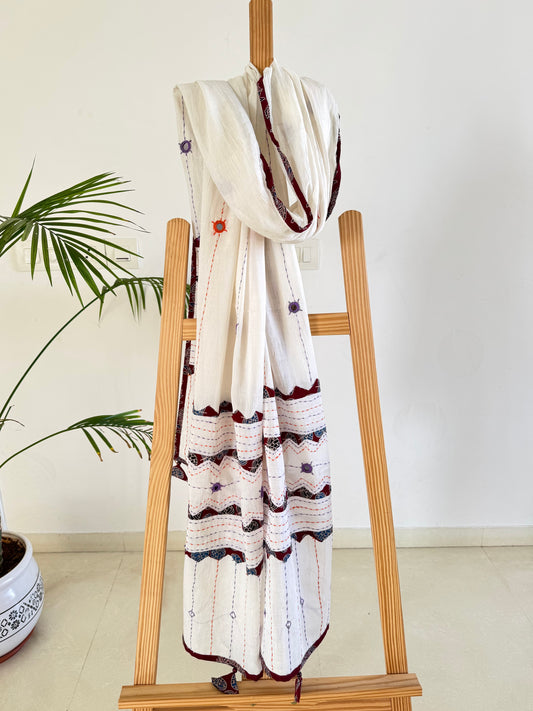Ajrakh Applique & Kantha Embroidered Dupatta ~ White with Maroon Patchwork