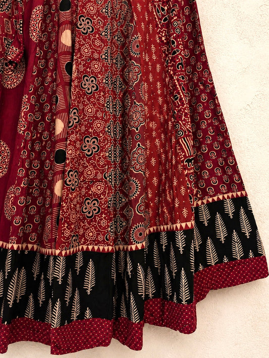 ⚜️ Dharohar ~ Mehrun ~ Ajrakh Long Kali Skirt