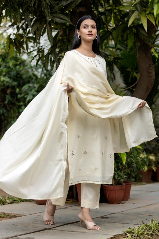 Adaa 𓂃 ོ☼𓂃 Colors of Nature Cotton Suits, Ivory White