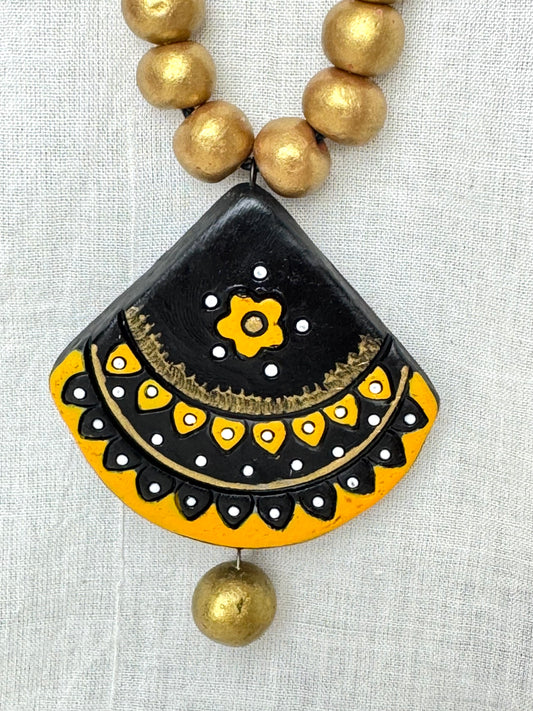 Mati ke Rang ~ Terracotta Jewelry Set ~ Black Floral Arc