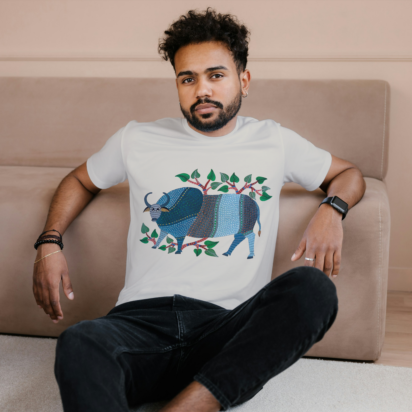 Lone Bull - Gond Handpainted T-shirt