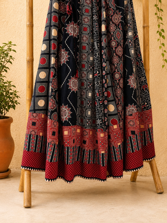 ⚜️ Dharohar ~ Aakriti ~ Ajrakh Long Kali Skirt