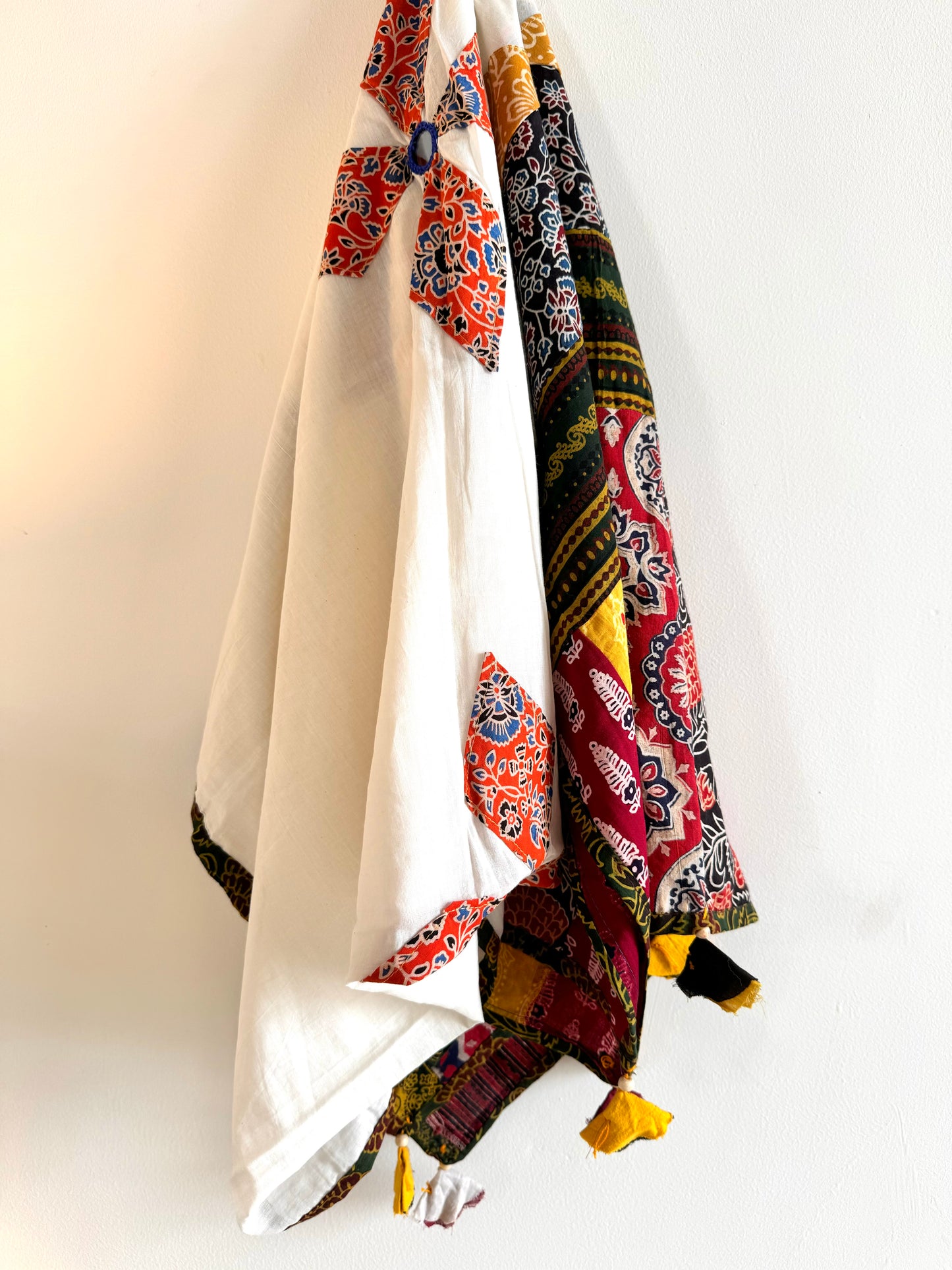 Ajrakh Applique & Kantha Embroidered Cotton Dupatta ~ White