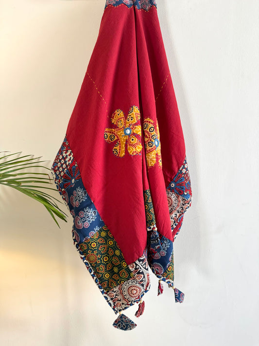 𓂃ོ⋆☀︎𓂃ᨒོ Ajrakh, Applique & Kantha Embroidered Dupatta ~ Ruby Red 𑁍ࠬ