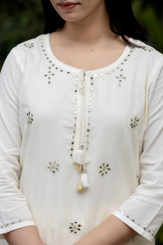 Adaa 𓂃 ོ☼𓂃 Colors of Nature Cotton Suits, Ivory White