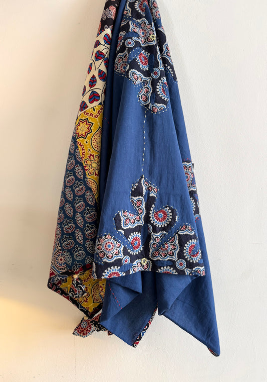 𓂃ོ⋆☀︎𓂃ᨒོ Ajrakh, Applique & Kantha Embroidered Dupatta ~ Navy Blue w/ Black Flowers 𑁍ࠬ
