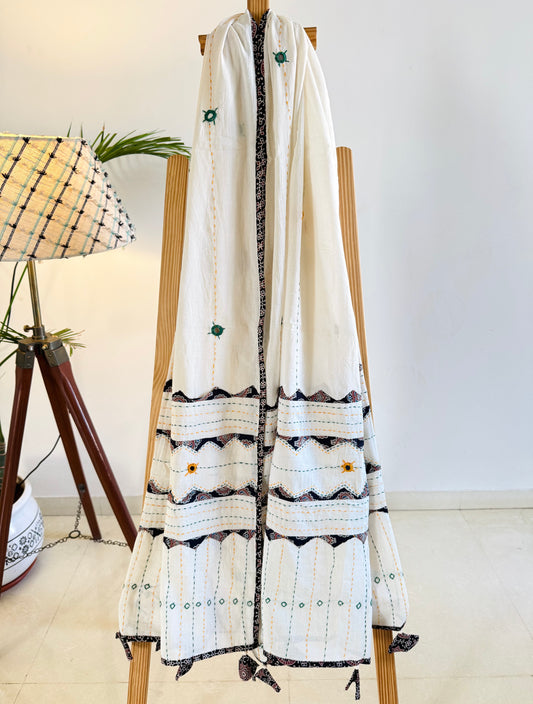 Ajrakh Applique & Kantha Embroidered Dupatta ~ White with Black Patchwork