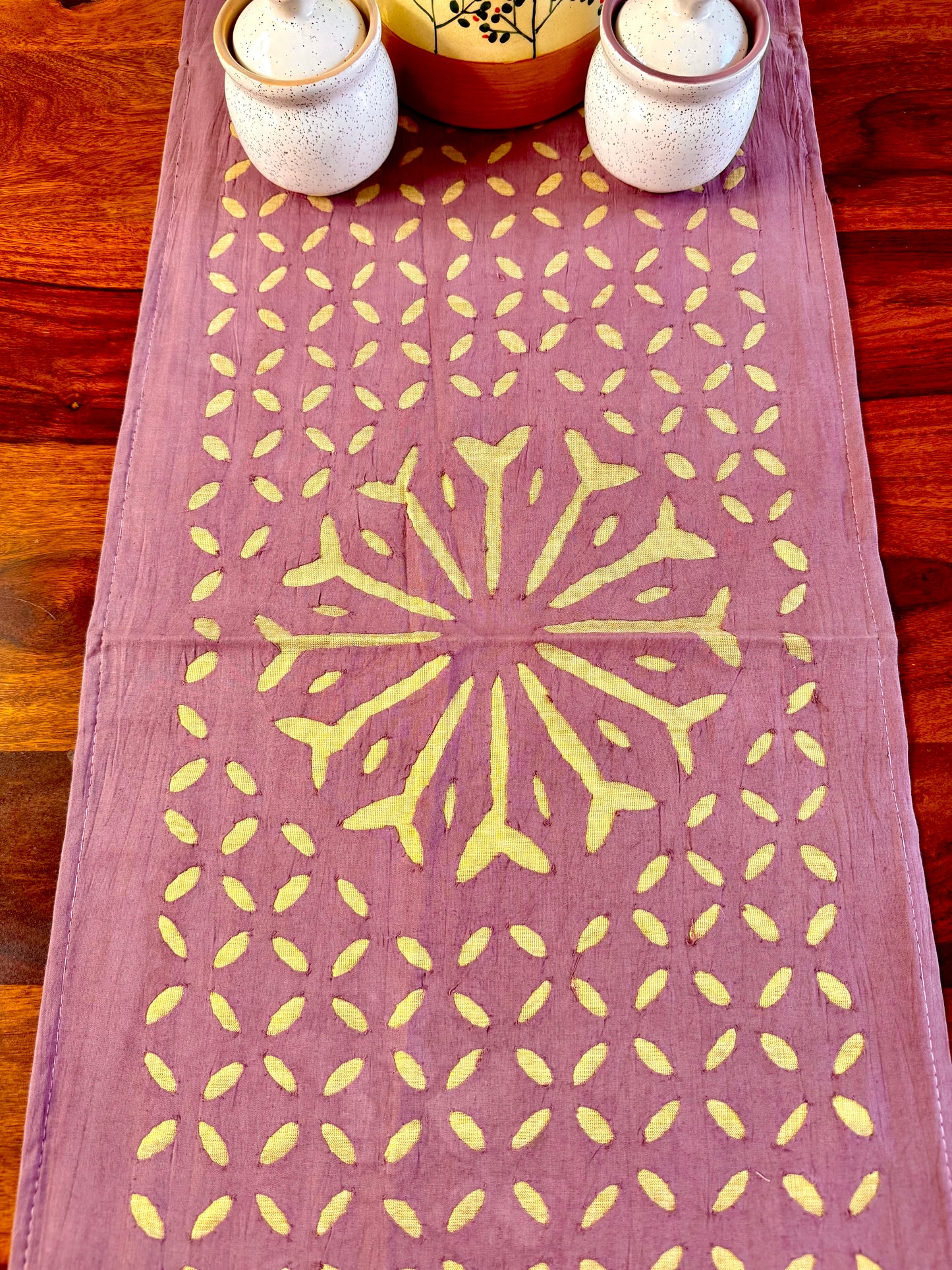 Lilac ~ Applique work Table Runner w/ 4 Table Mats