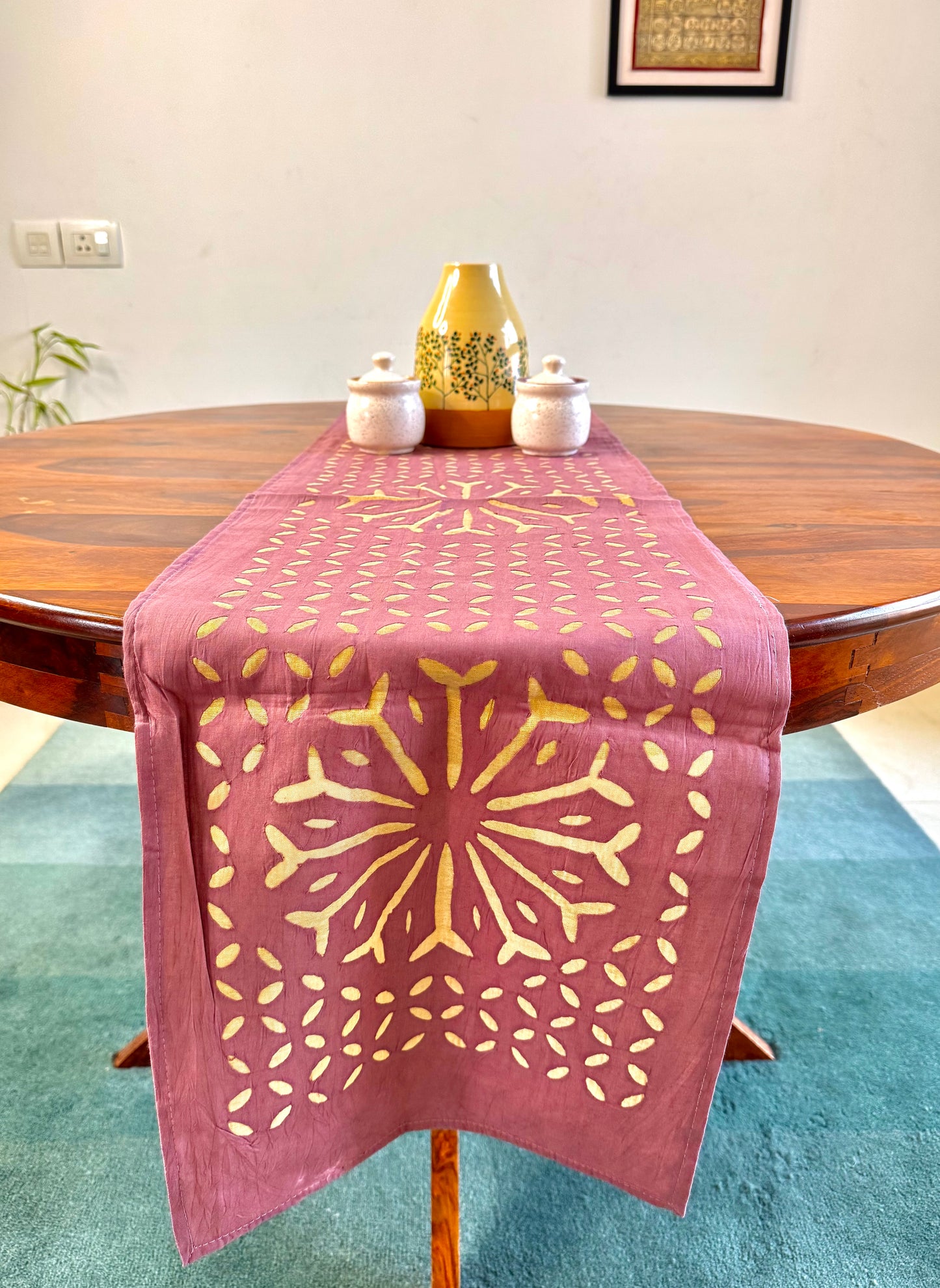 Lilac ~ Applique work Table Runner w/ 4 Table Mats