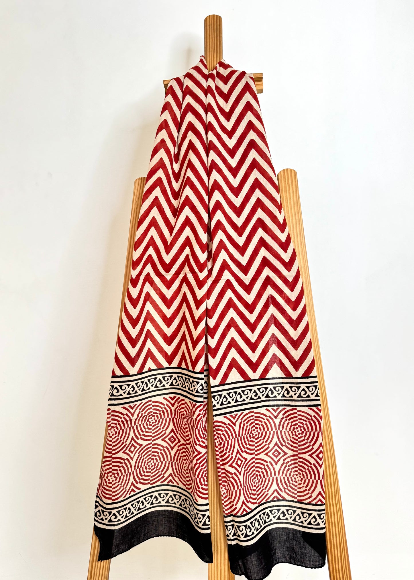 Raag🪷Mulmul Cotton Stoles ~ Zigzag Red