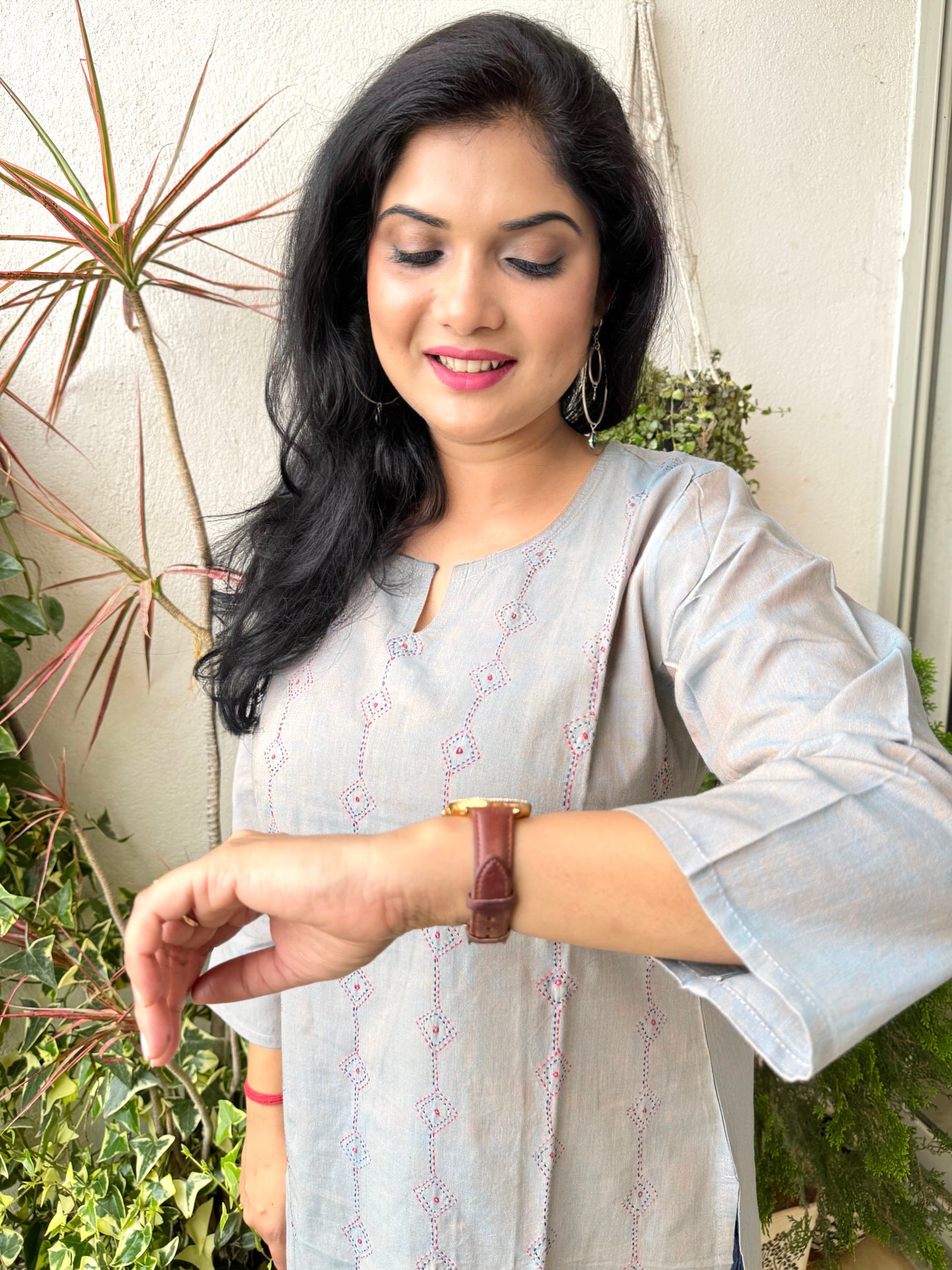 Masakali ~ Cotton Embroidered Kurti, Cool Grey 🩶