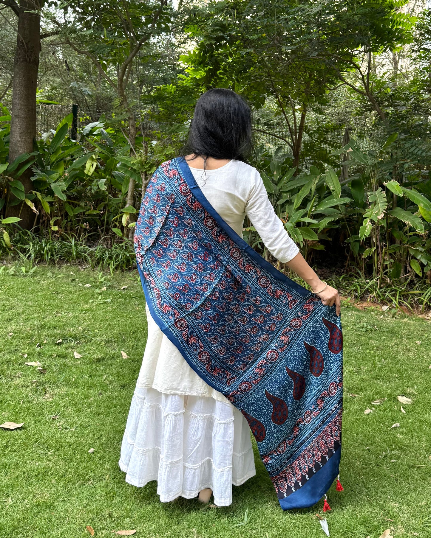 Rangrezš
Modal Silk Ajrakh Stoles ~ Indigo with Floral Motifs