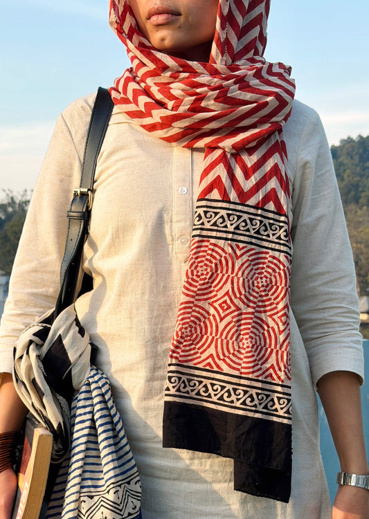Raag🪷Mulmul Cotton Stoles ~ Zigzag Red