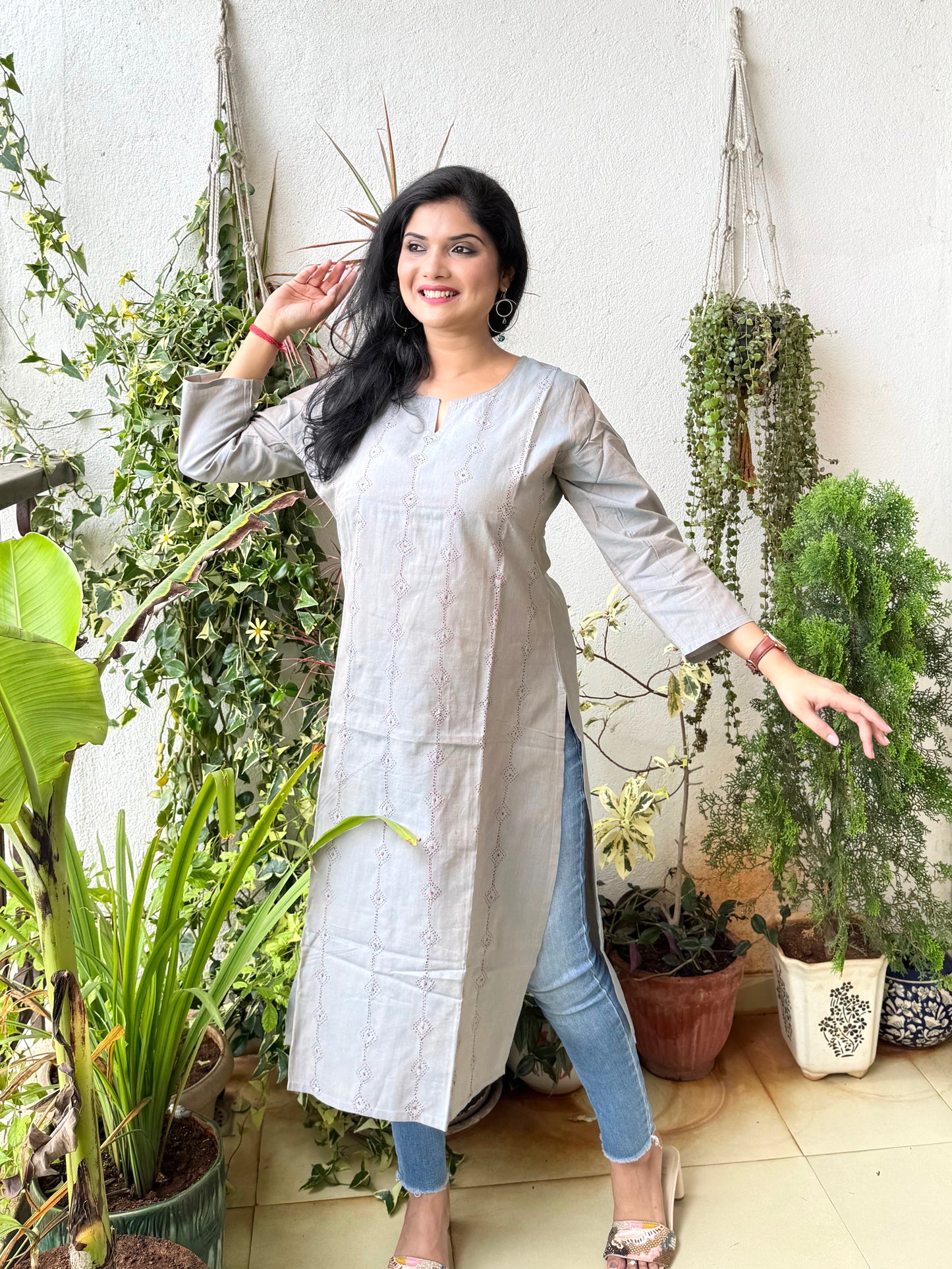 Masakali ~ Cotton Embroidered Kurti, Cool Grey 🩶