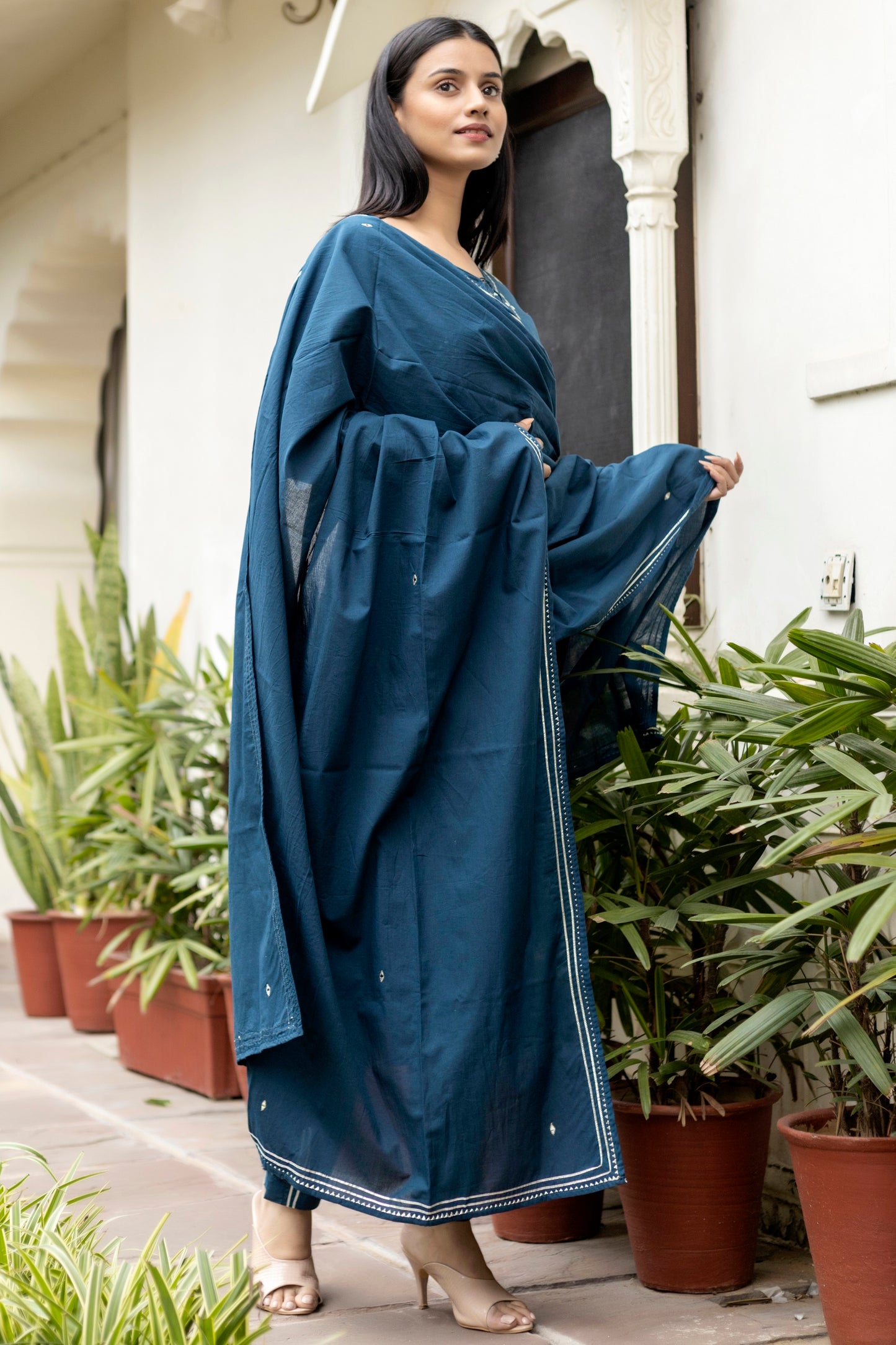 Adaa š ą½¼ā¼š Colors of Nature Cotton Suits, Ivory White