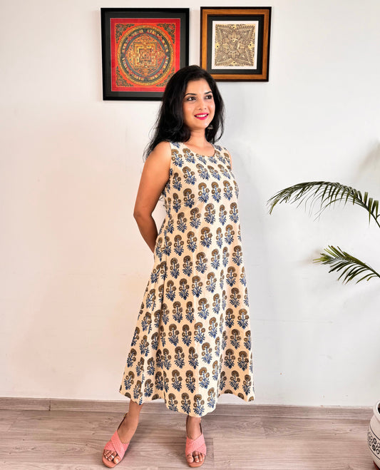 Noor 9 to 5 Ajrakh Dress - Bluebell White
