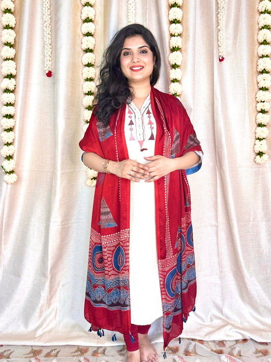 Dastaan-e-Ajrakh ✨ Modal Silk Dupatta ~ Sindoori Naksh