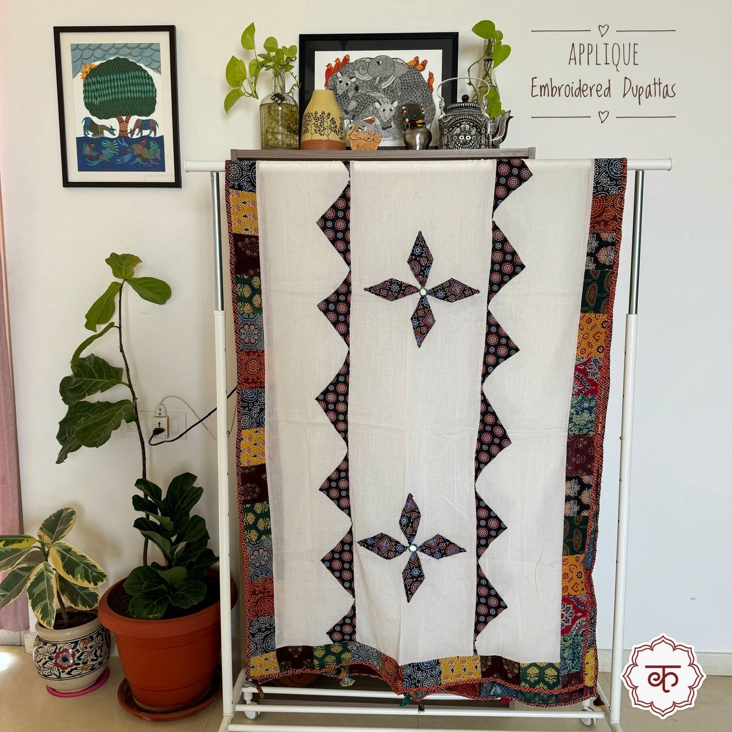 Ajrakh Applique & Kantha Embroidered Cotton Dupatta ~ White