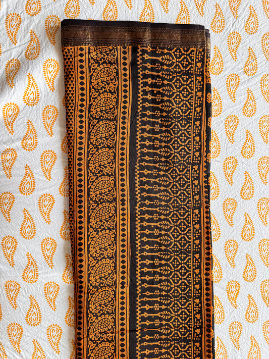 Queen of Spades - Yellow & Black Maheshwari Saree