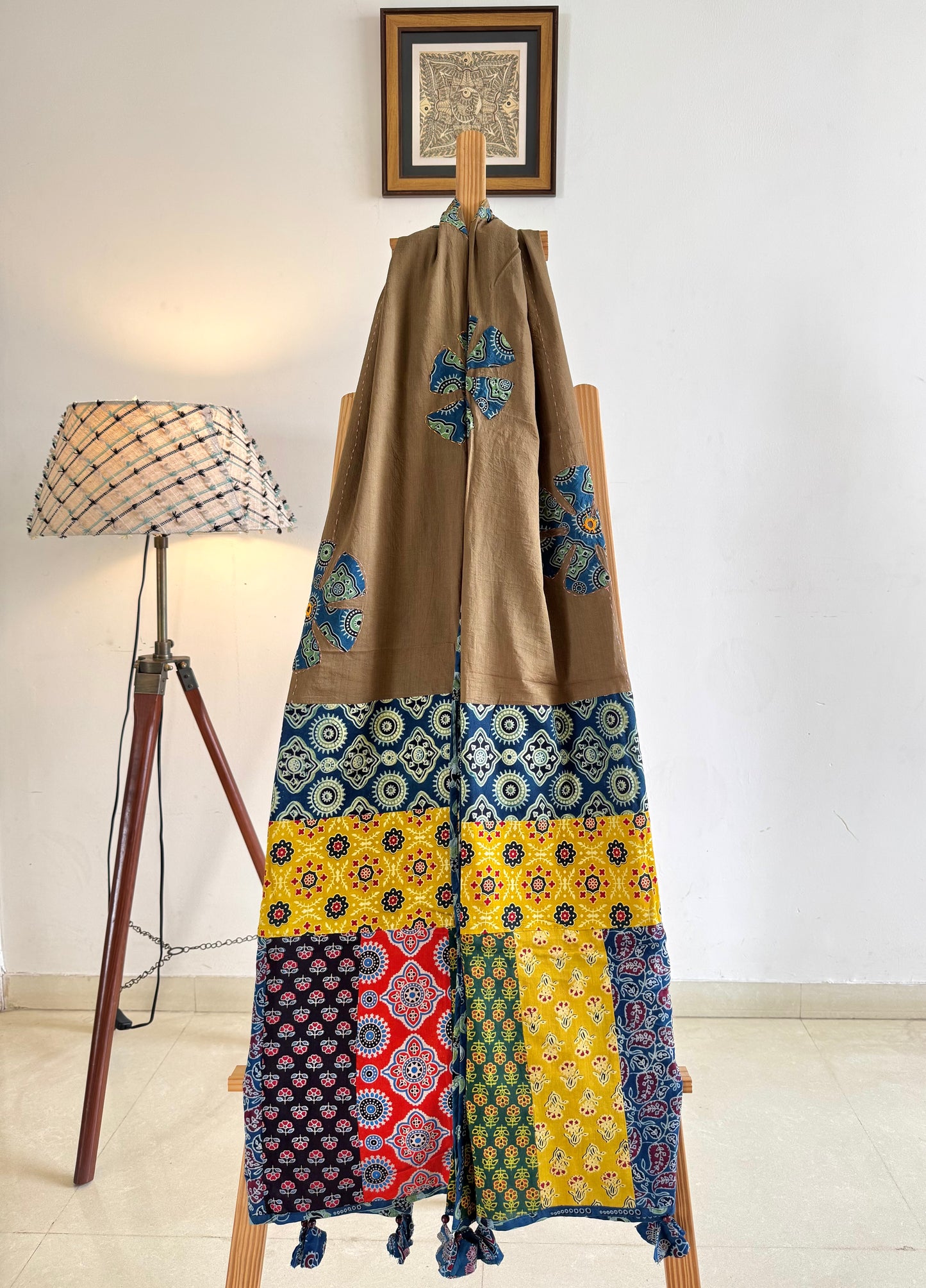 𓂃ོ⋆☀︎𓂃ᨒོ Ajrakh, Applique & Kantha Embroidered Dupatta ~ Coco Brown w/ Blue Flowers 𑁍ࠬ