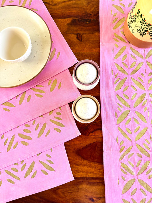 Blush Pink ~ Applique work Table Runner w/ 4 Table Mats