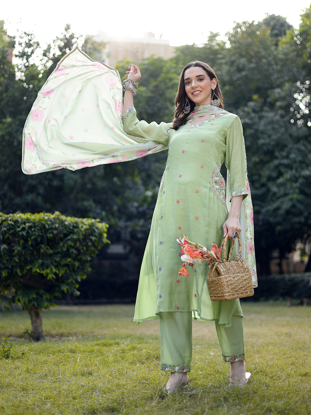 Meher𓂃 ོ☼𓂃Chanderi Silk Suit Sets, Pista Green