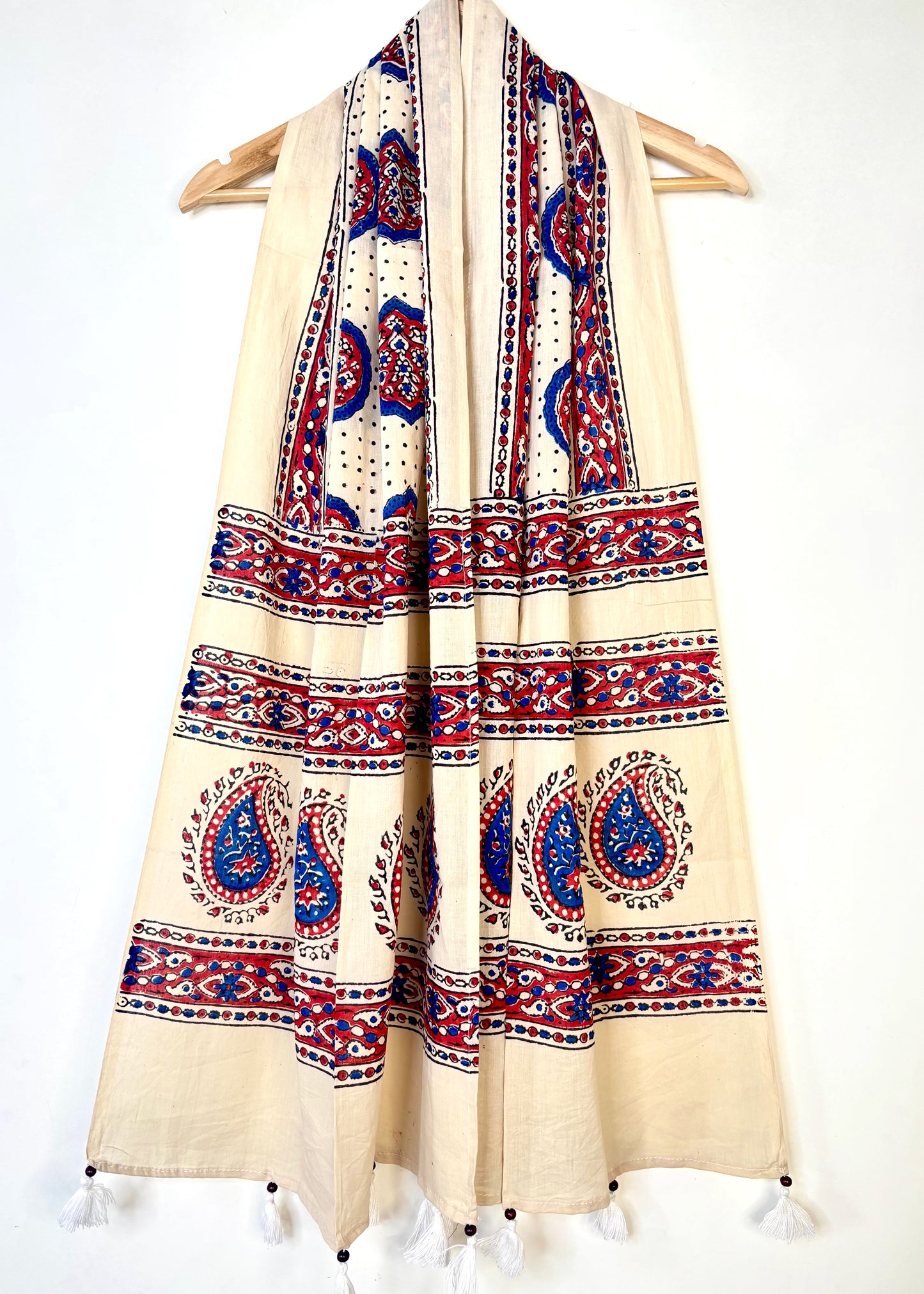 Raahi🌻Ajrakh Cotton Stoles ~ Ivory white w/ motifs