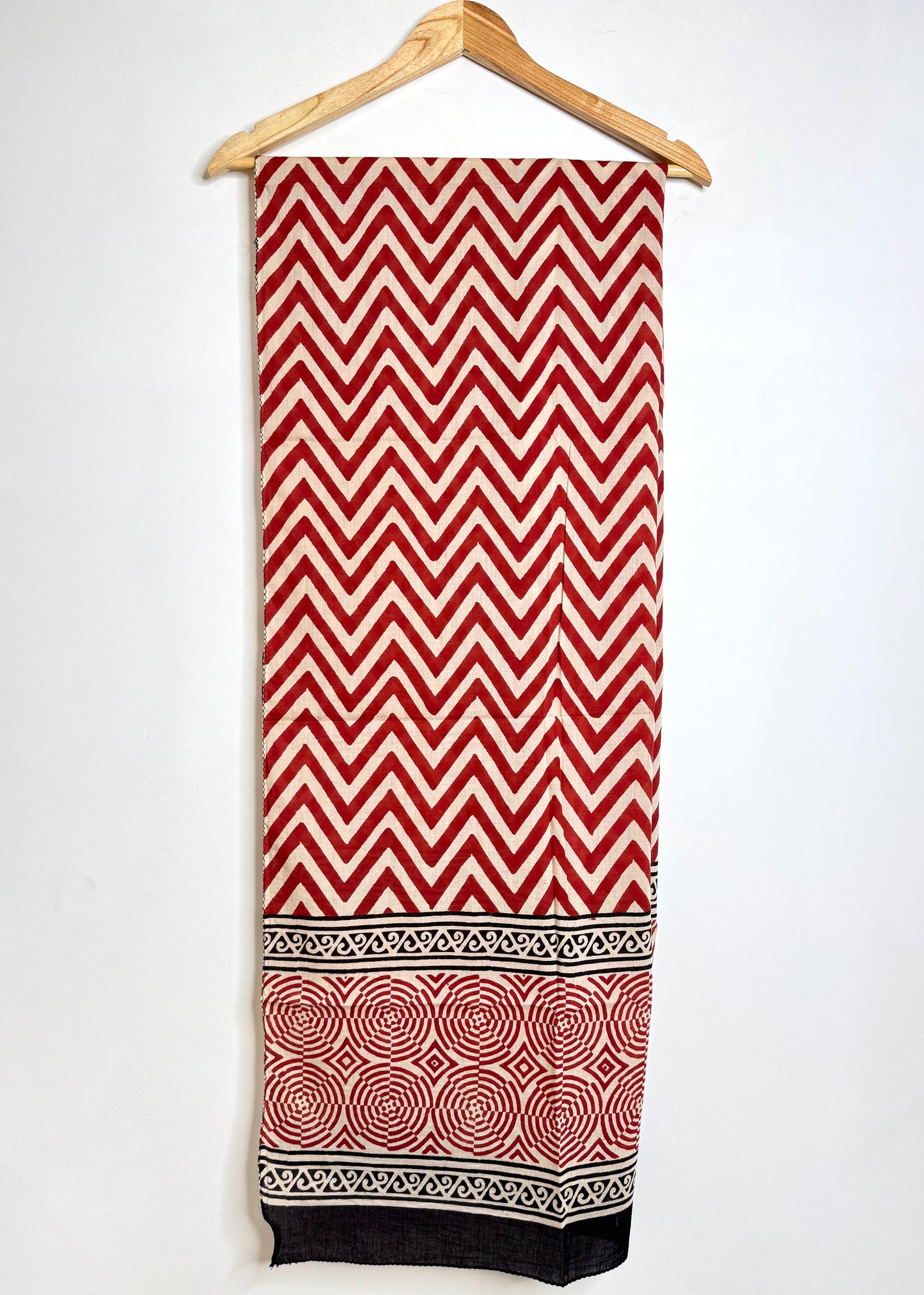 Raag🪷Mulmul Cotton Stoles ~ Zigzag Red