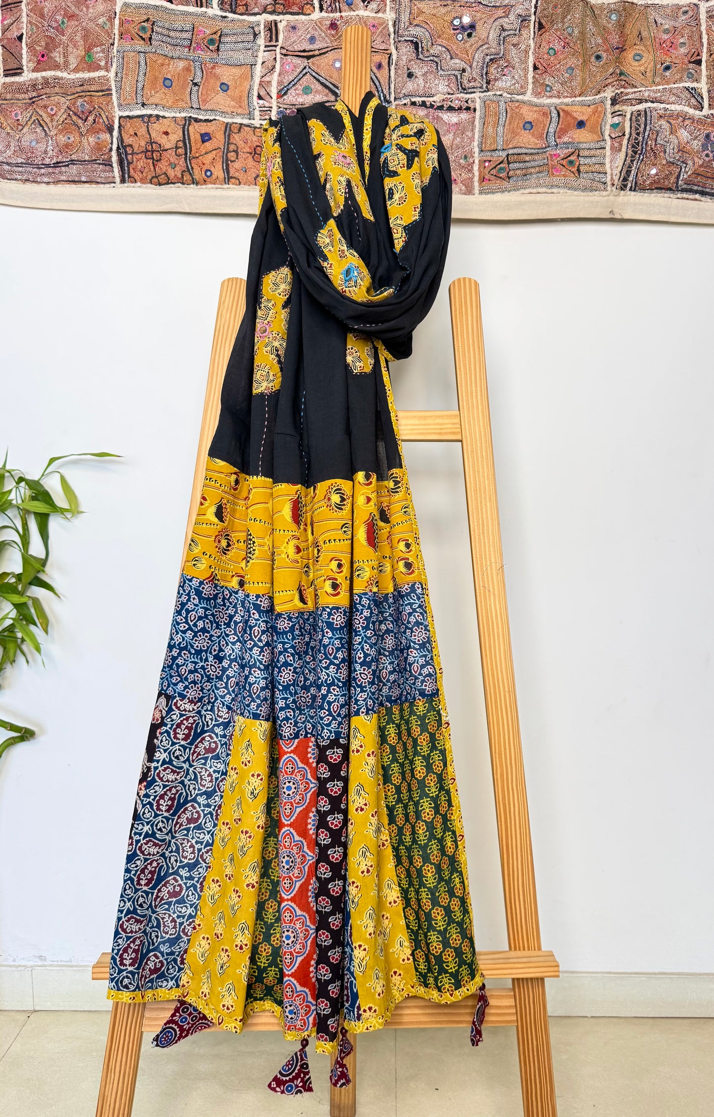 𓂃ོ⋆☀︎𓂃ᨒོ Ajrakh, Applique & Kantha Embroidered Dupatta ~ Jet Black & Yellow 𑁍ࠬ