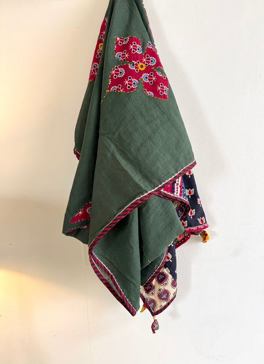 𓂃ོ⋆☀︎𓂃ᨒོ Ajrakh, Applique & Kantha Embroidered Dupatta ~ Olive Green w/ Ruby Flowers𑁍ࠬ
