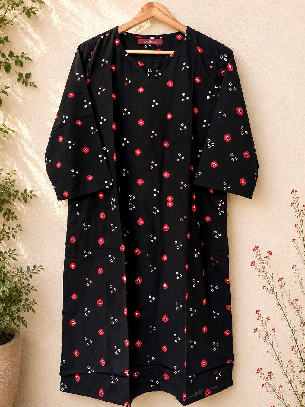 Masakali ~Black Cotton Bandhani Kurti & Dupatta Set