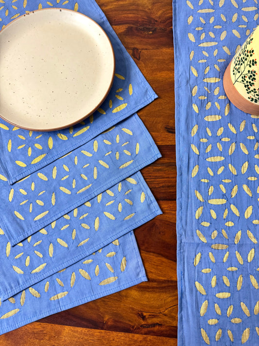 Pastel Blue ~ Applique work Table Runner w/ 4 Table Mats
