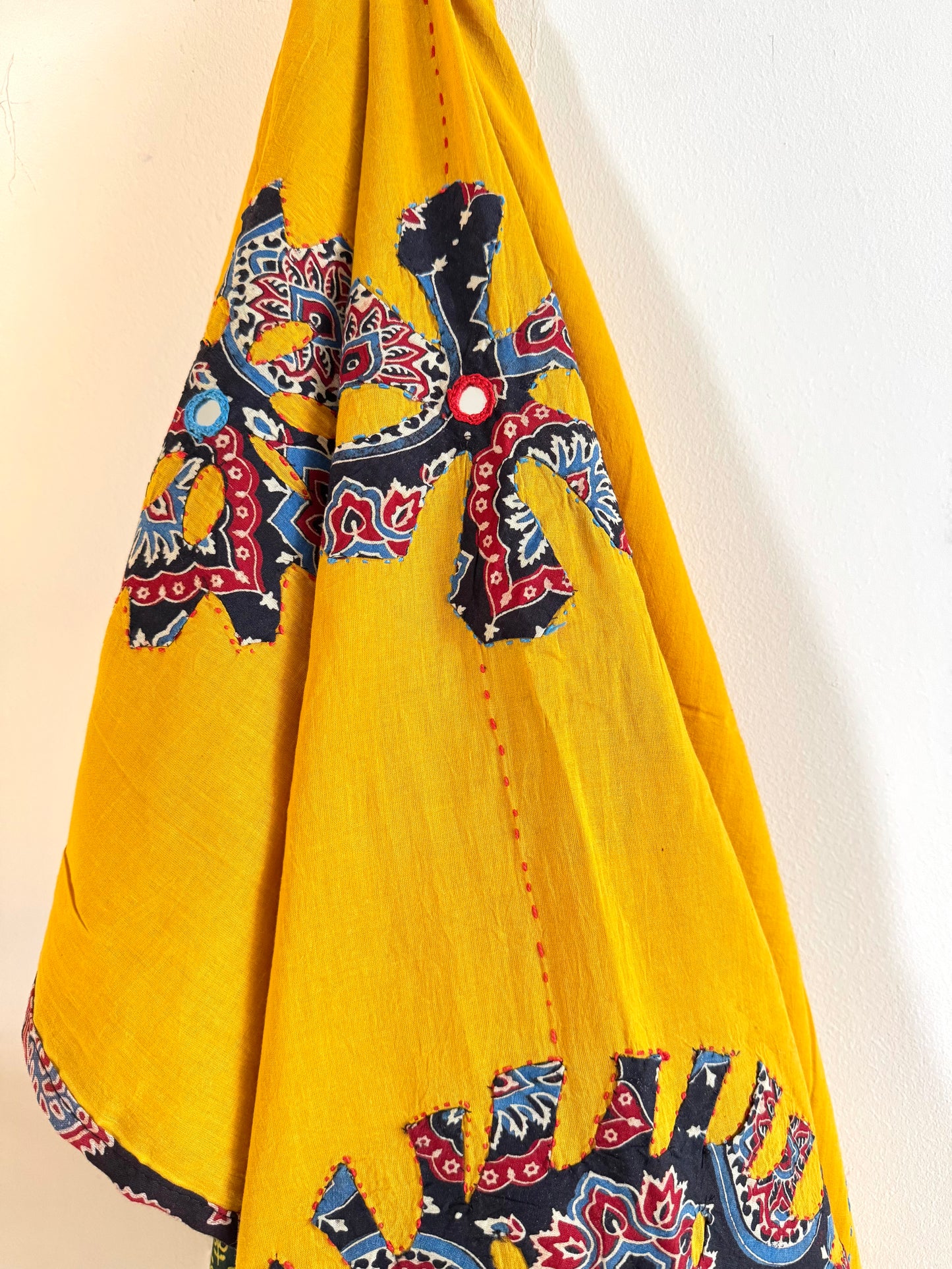 𓂃ོ⋆☀︎𓂃ᨒོ Ajrakh, Applique & Kantha Embroidered Dupatta ~ Yellow w/ Black flowers 𑁍ࠬ