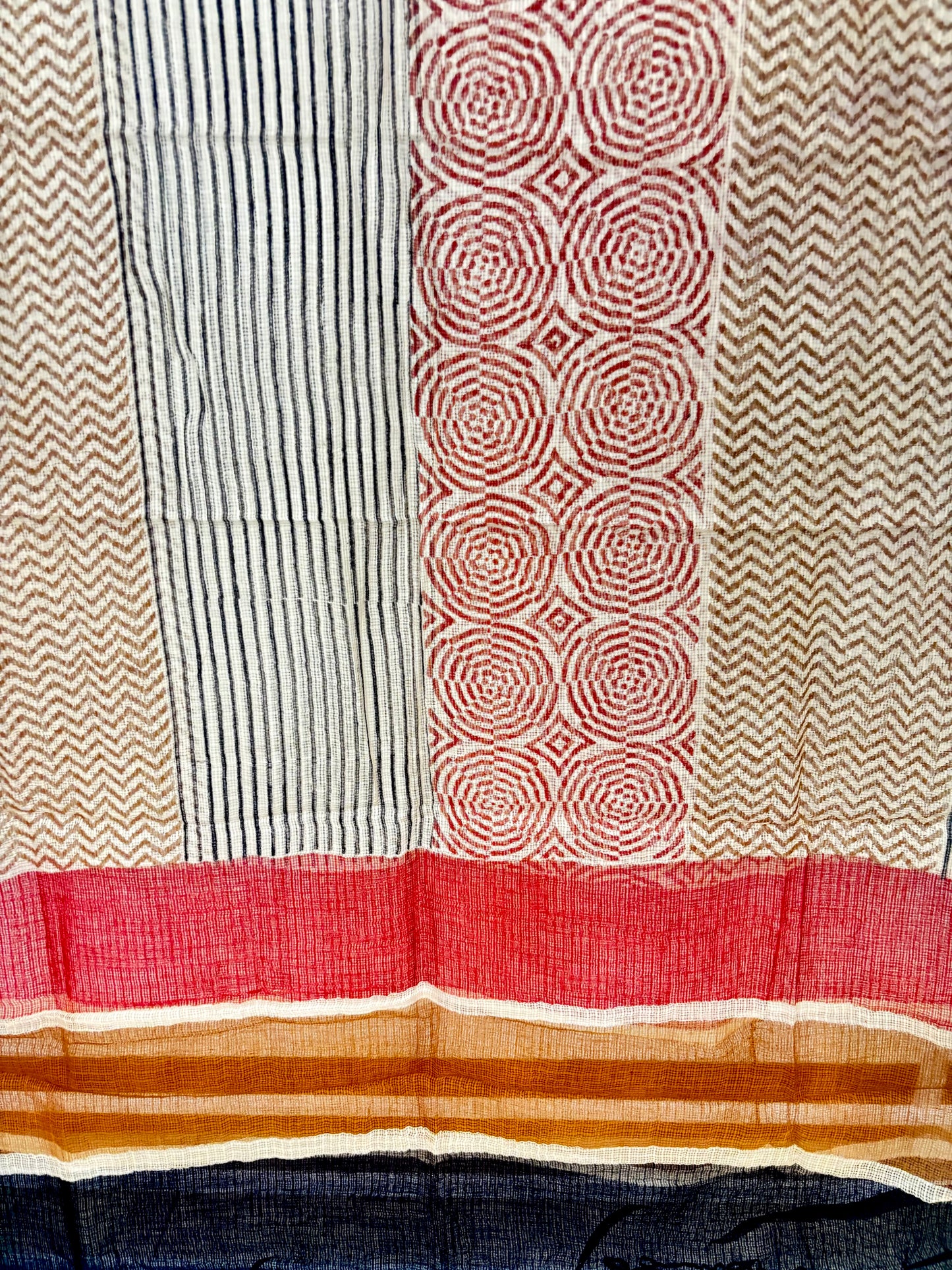 Kota Doria Bagru Handblock Dupatta ~ Beige w/ Red circles