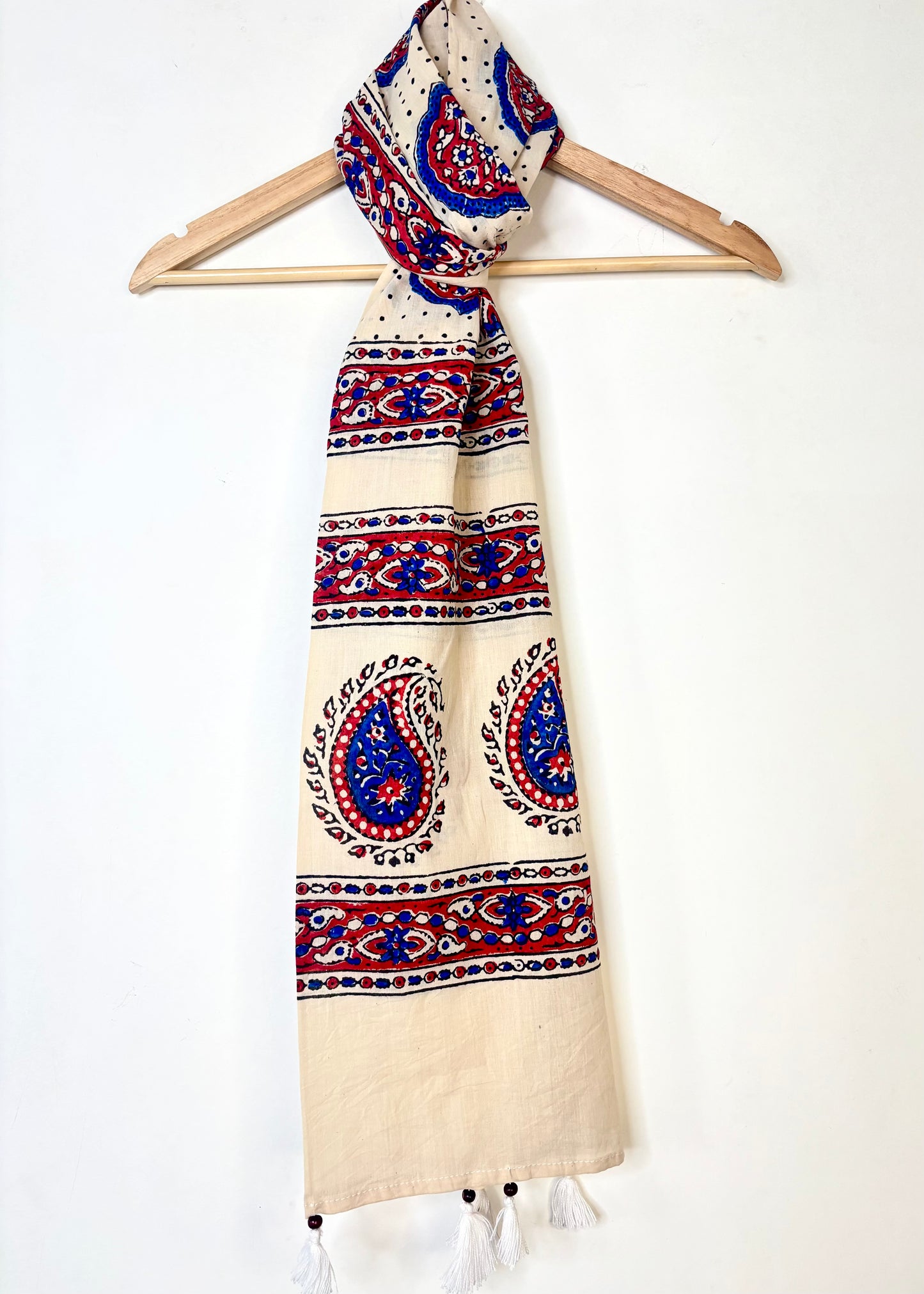 Raahi🌻Ajrakh Cotton Stoles ~ Ivory white w/ motifs
