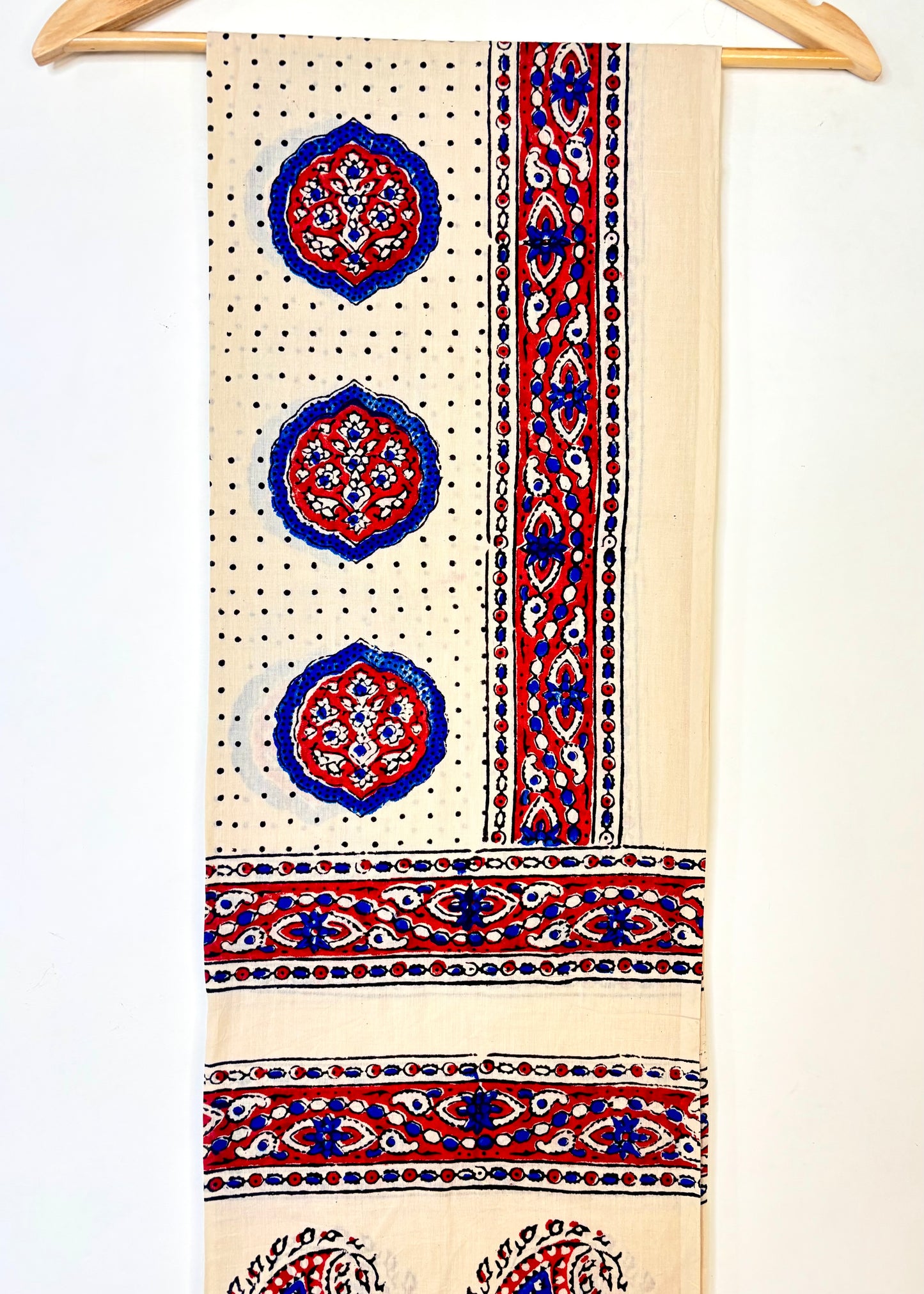 Raahi🌻Ajrakh Cotton Stoles ~ Ivory white w/ motifs