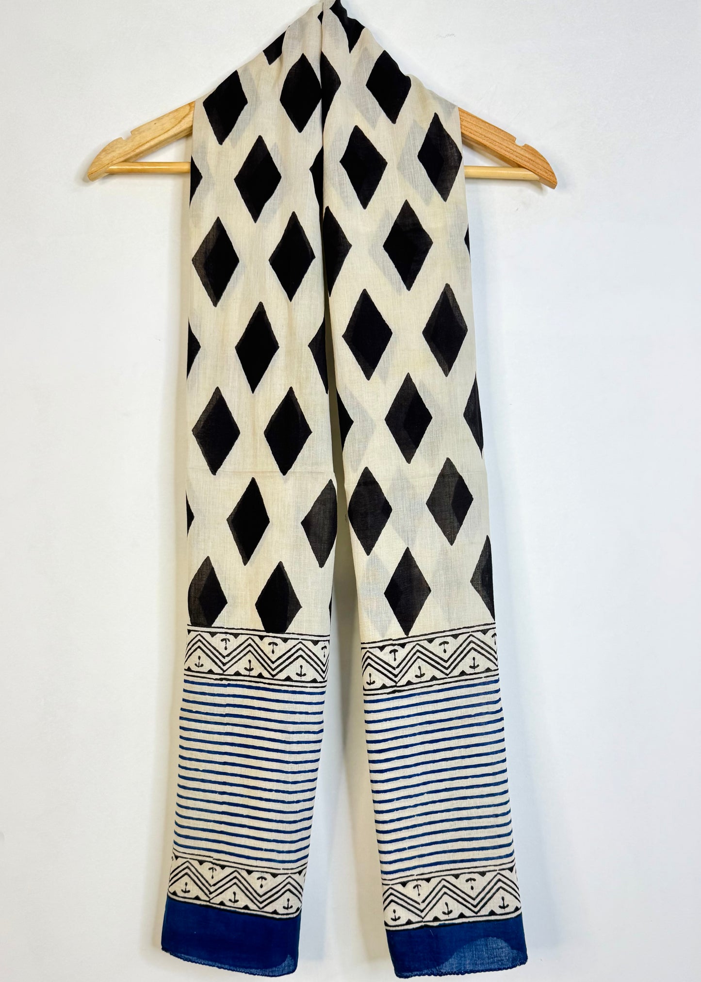 Raag 🪷 Mulmul Cotton Stoles ~ Diamond Black