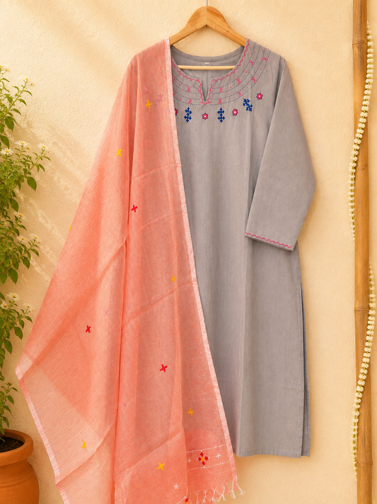 Masakali ~ Grey Embroidered Kurti & Kota Doriya Dupatta Set
