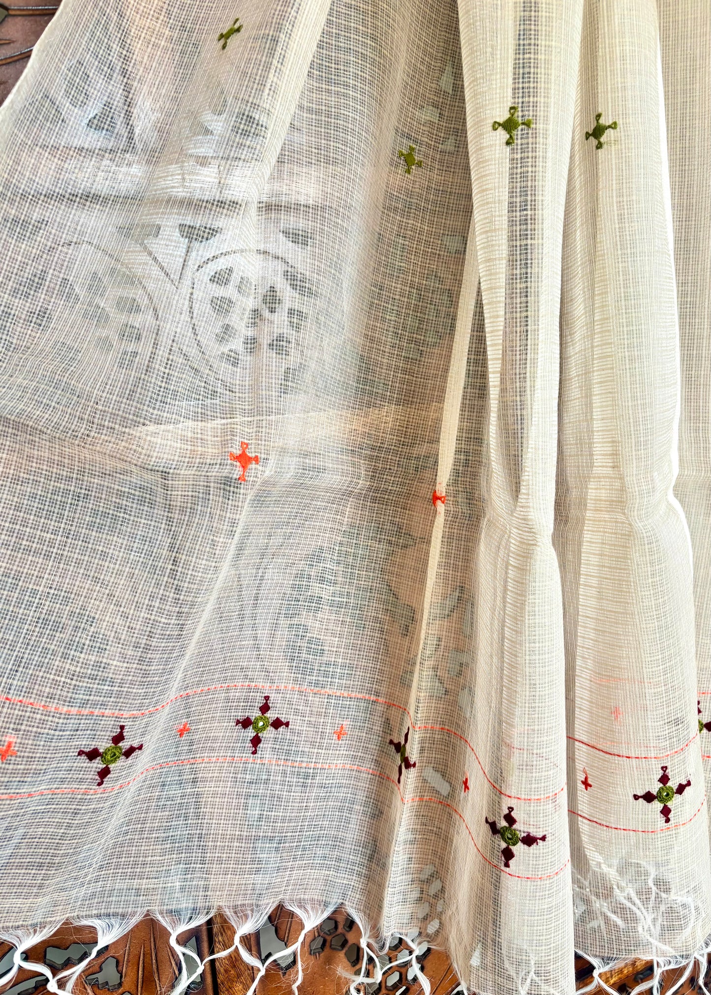 Kota Doria Hand Embroidered Dupatta ~ Beige w/ maroon stars