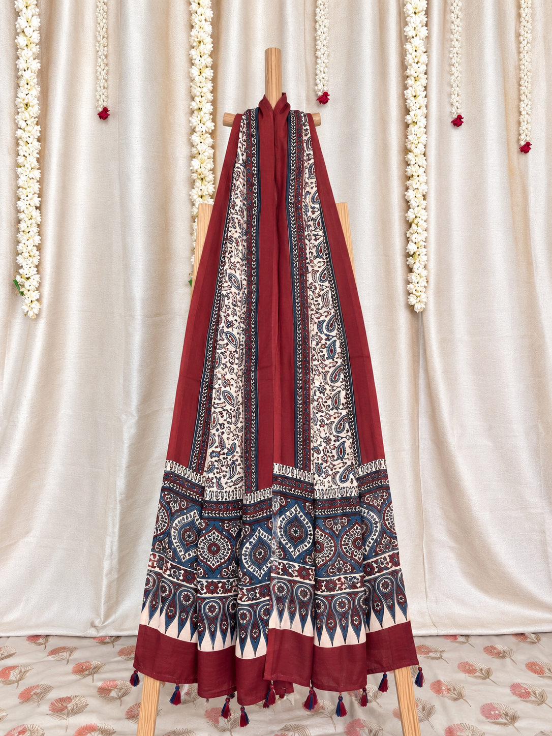 Dastaan-e-Ajrakh ✨ Modal Silk Dupatta ~ Ivory Gulbahaar