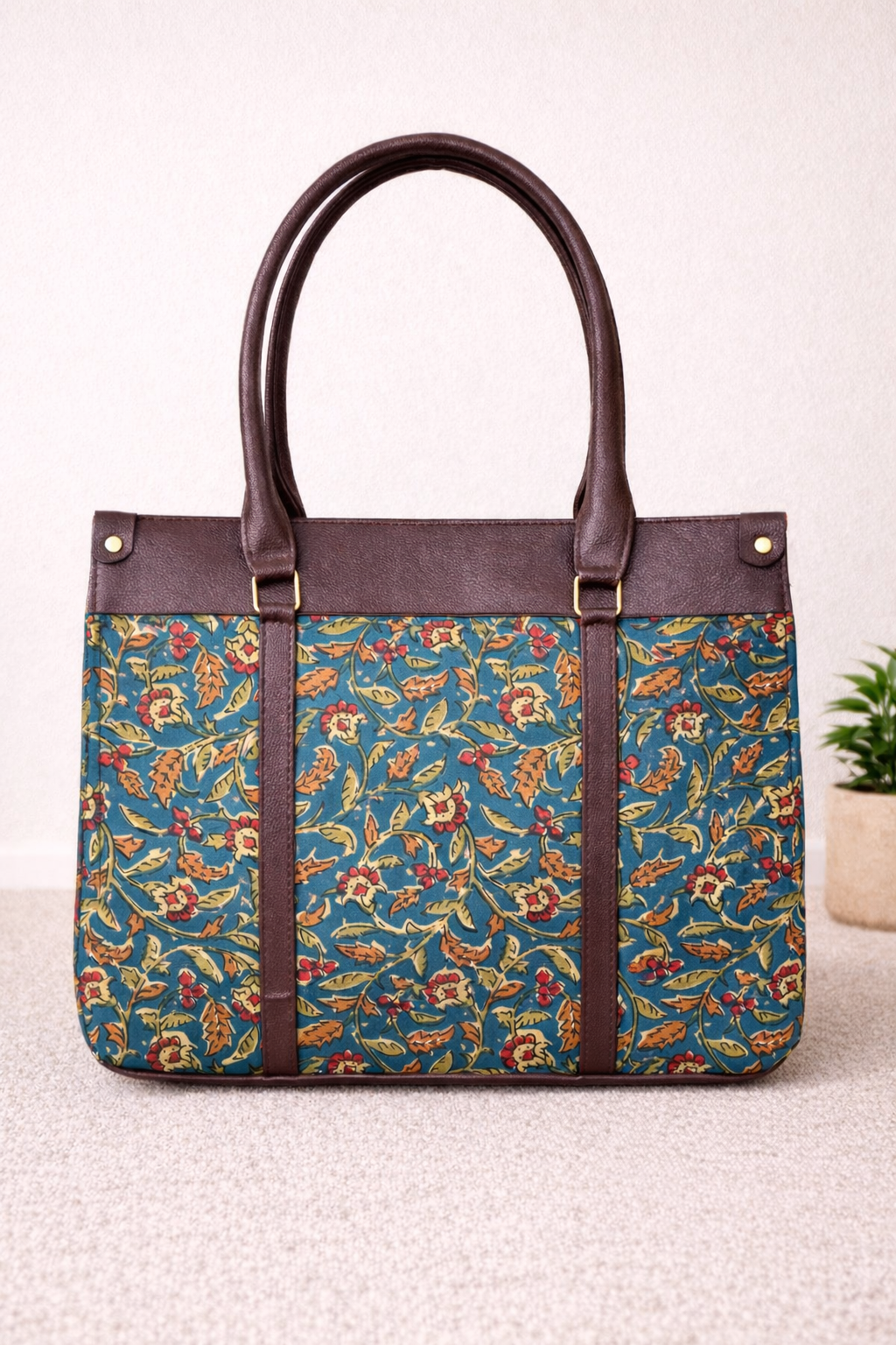 Karwaan🍂 Green Meadow motifs ~ Sanganeri Laptop Bag & Pouch Set