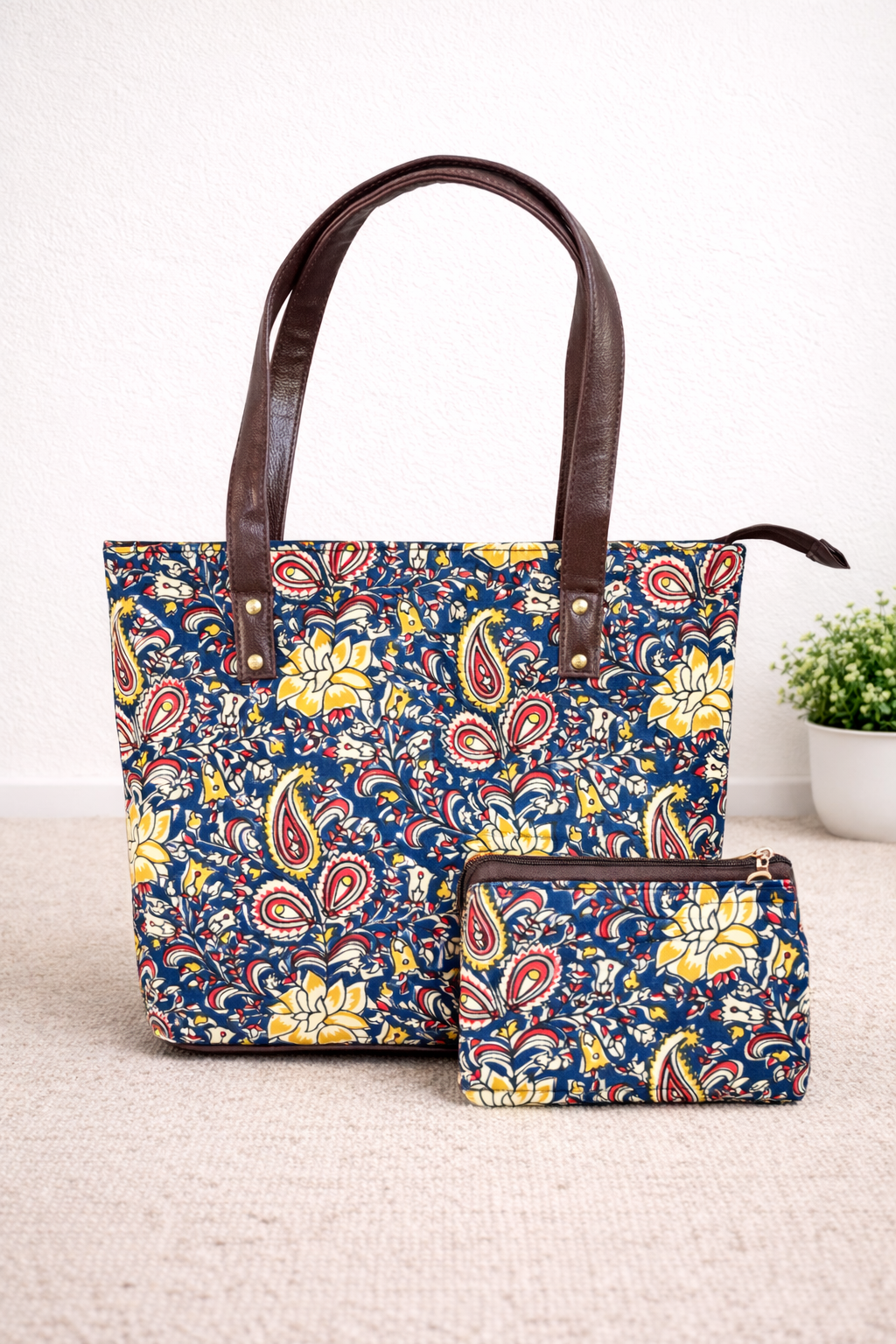 Karwaan🍂 Navy Blue Floral motifs ~ Sanganeri Handbag & Pouch Set