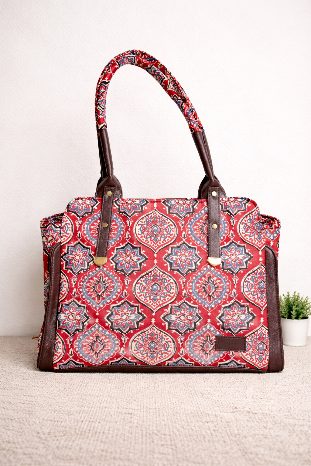 Karwaan🍂 Crimson Red motifs ~ Ajrakh Handbag & Pouch Set