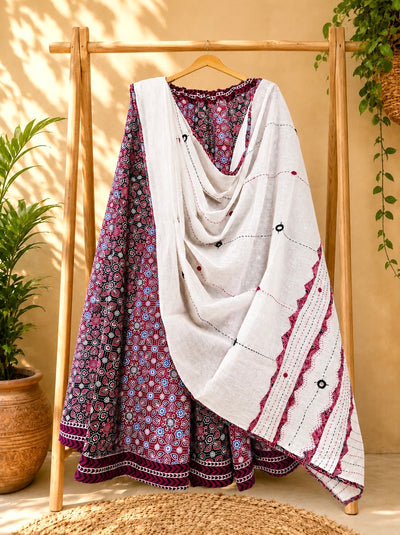 🌻Navrang ~ Noor Ajrakh Skirt and Dupatta Set