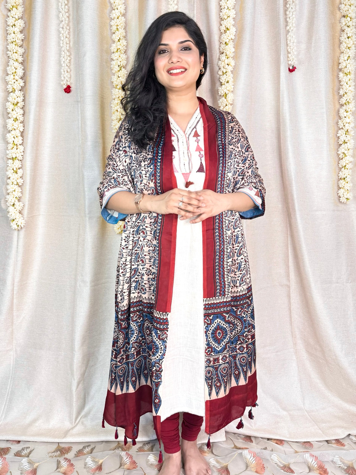 Dastaan-e-Ajrakh ✨ Modal Silk Dupatta ~ Ivory Gulbahaar