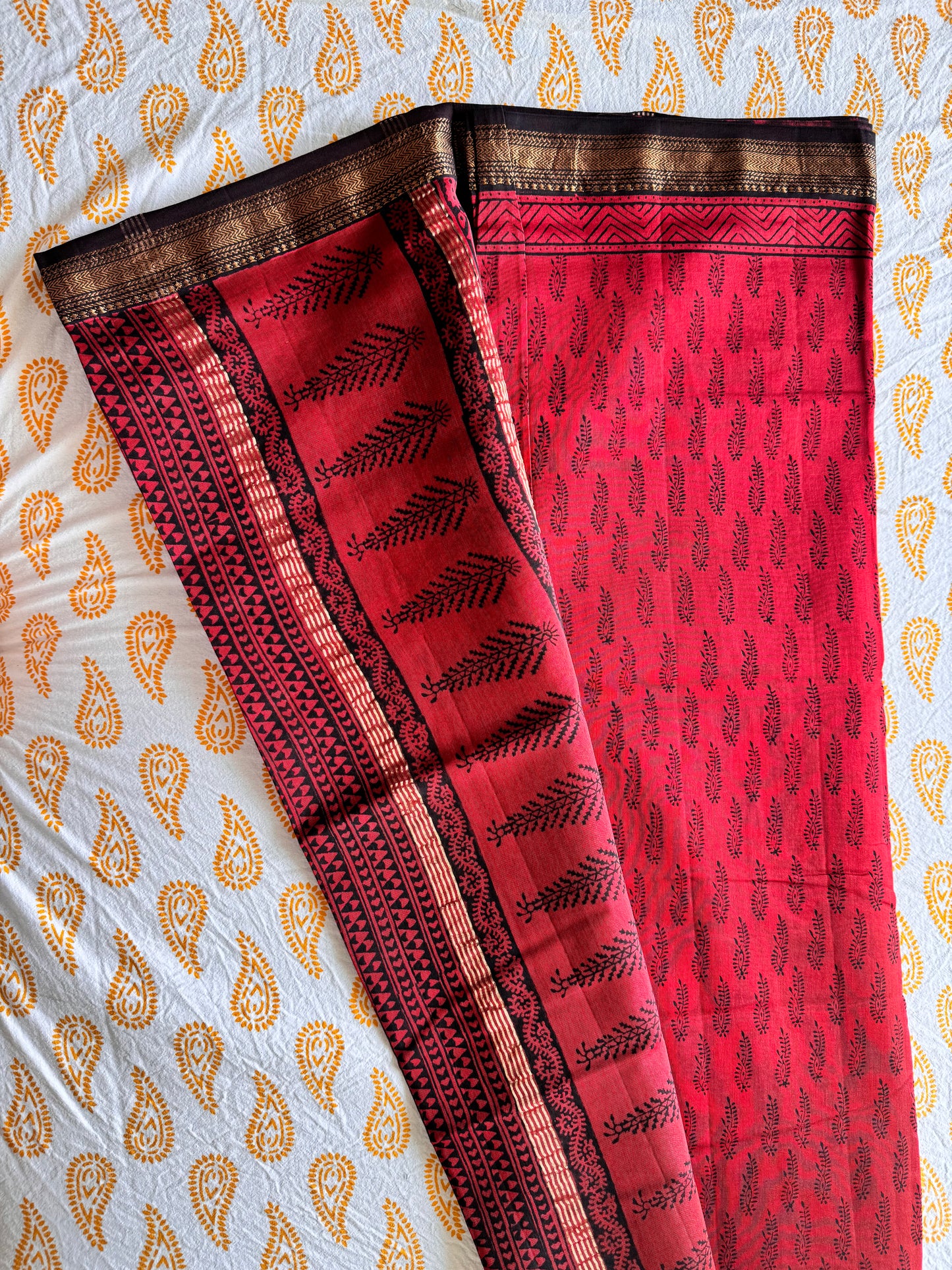 Scarlet Sweetheart - Red Maheshwari Saree
